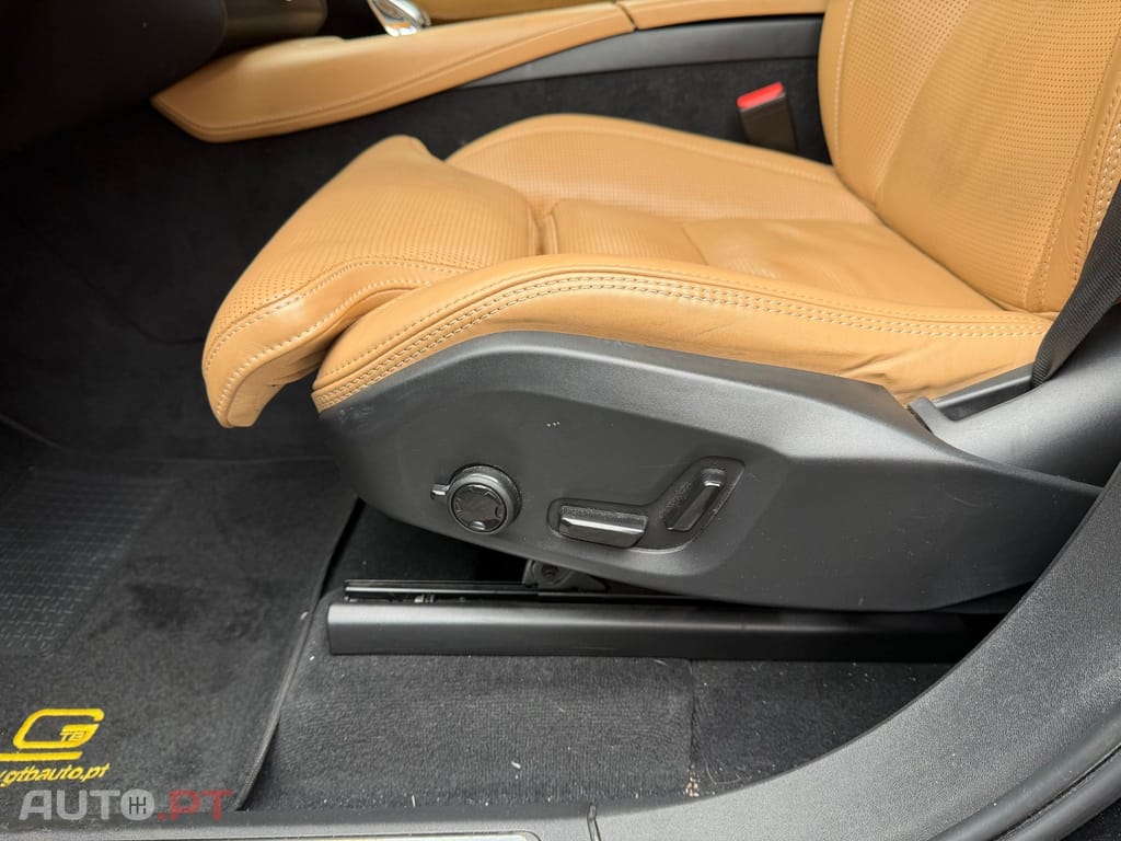Volvo XC90 B5 Inscription