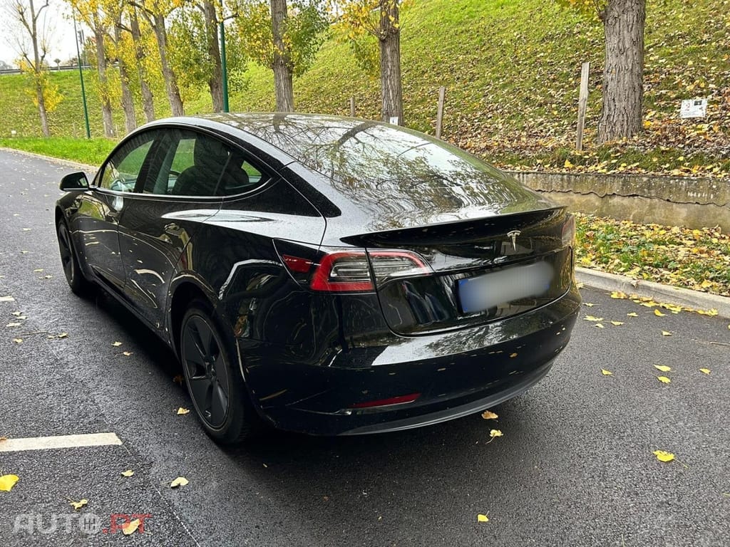 Tesla Model 3 Long Range RWD