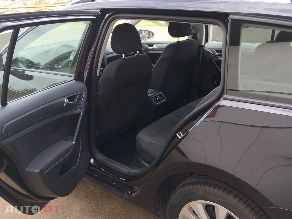 Volkswagen Golf Variant 1.6 TDi Confortline