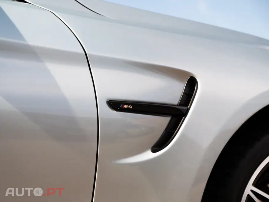 BMW M4 DKG