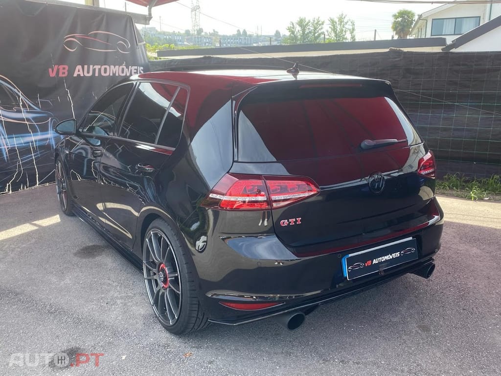 Volkswagen Golf 2.0 TSi GTi DSG Performance