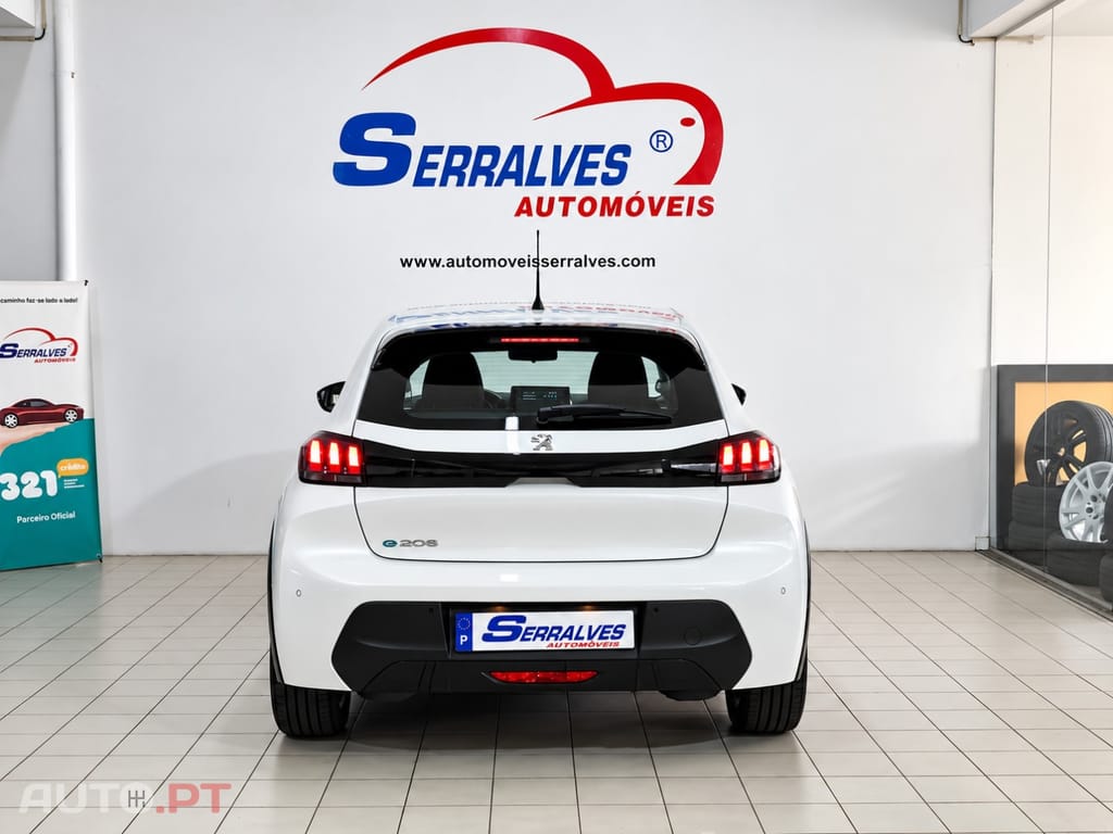 Peugeot E-208 50 kWh Active Pack