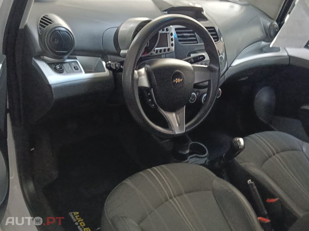 Chevrolet Spark 1.0 L Bi-Fuel