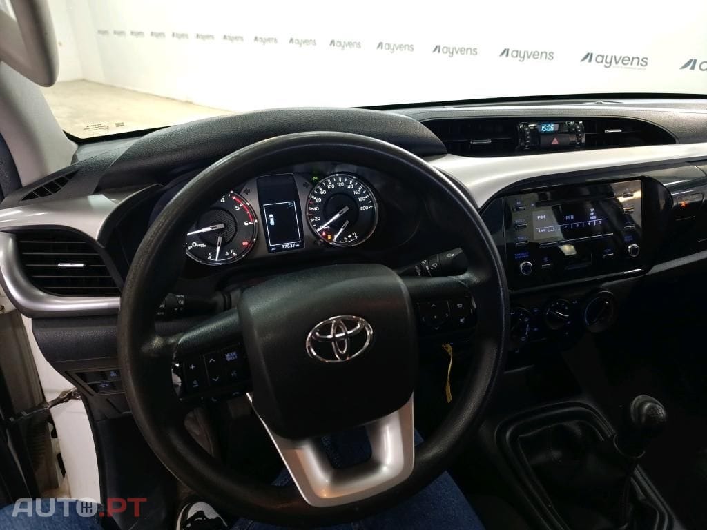 Toyota Hilux HILUX 2.4 D-4D 4WD CD