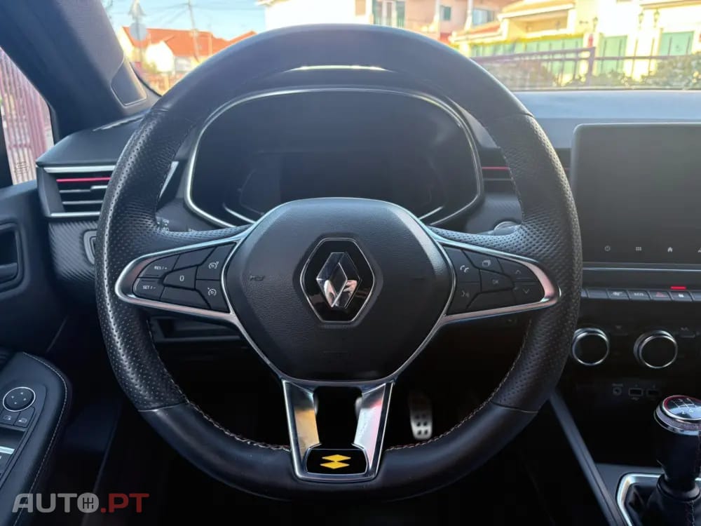 Renault Clio 1.0 TCe RS Line