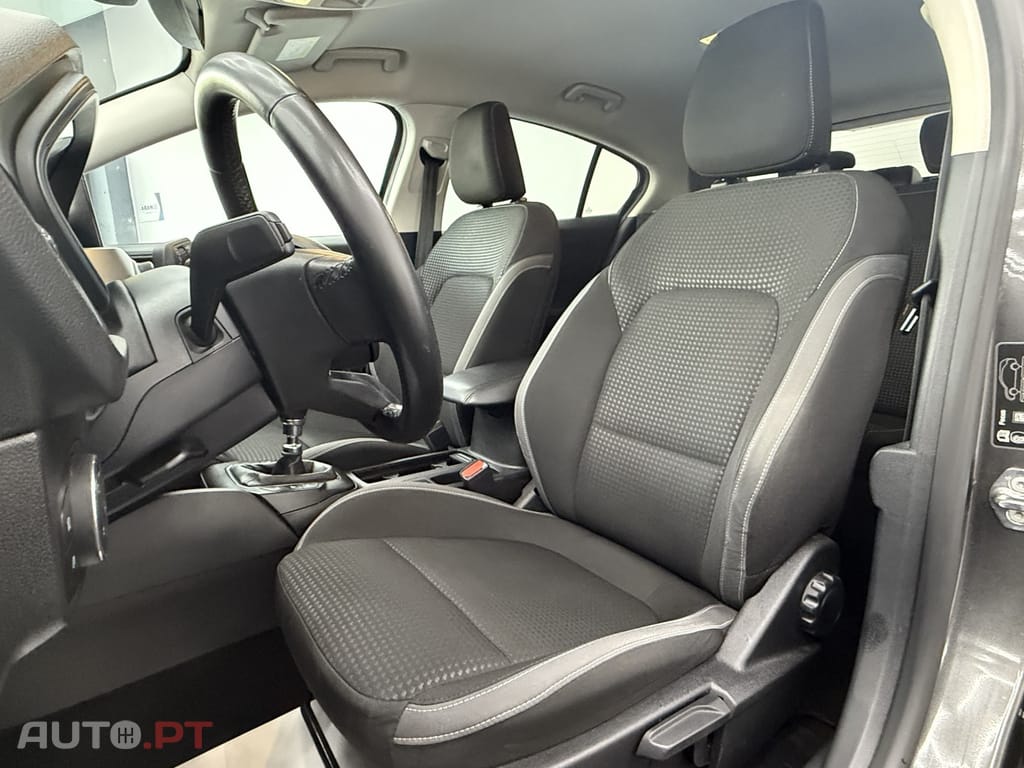 Ford Focus 1.0 EcoBoost MHEV Connected
