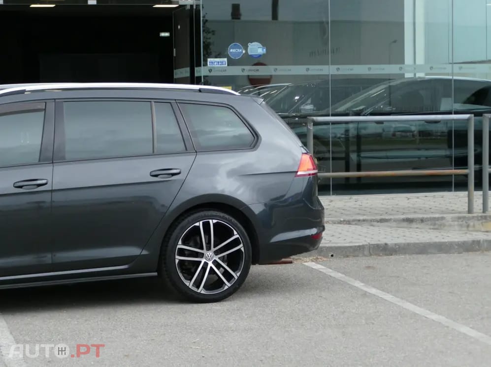 Volkswagen Golf Variant 2.0 TDi GTD DSG