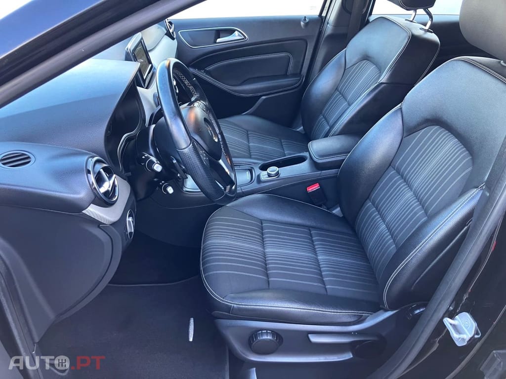 Mercedes-Benz B 180 7G-DCT Edition