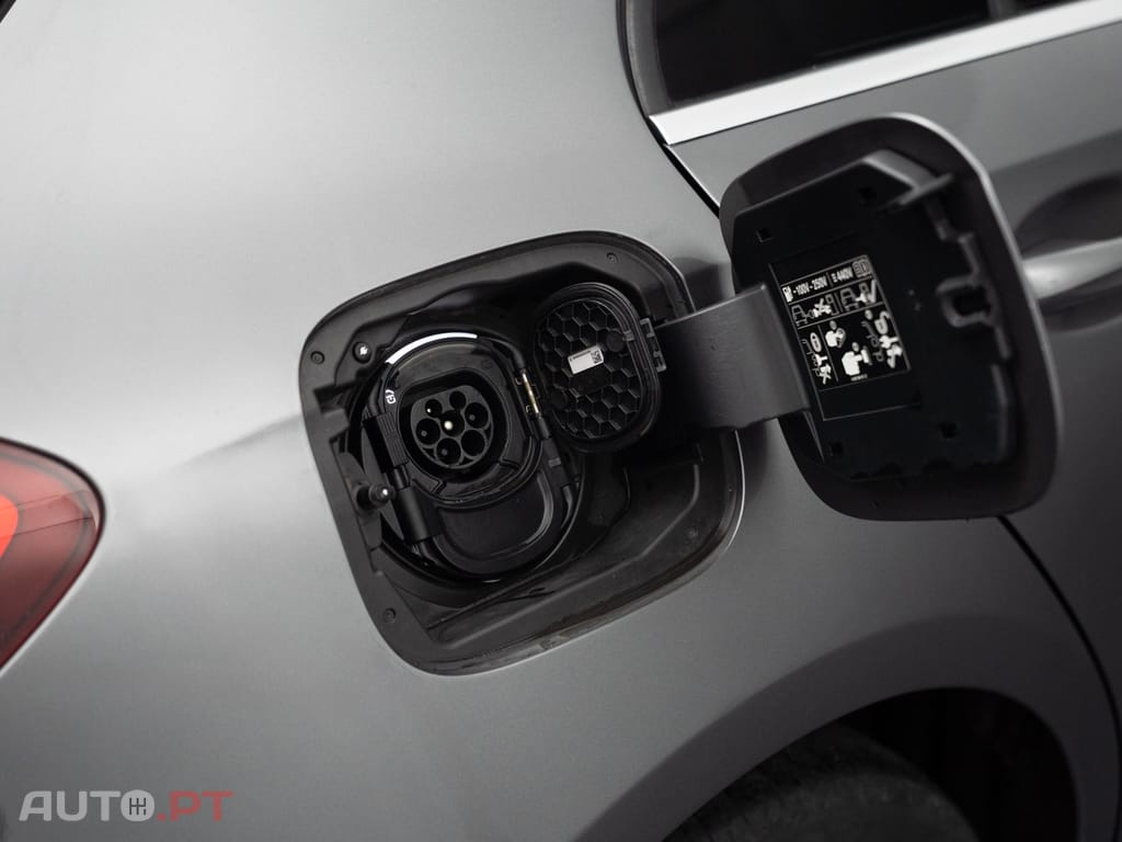 Mercedes-Benz A 250 e Style Plus