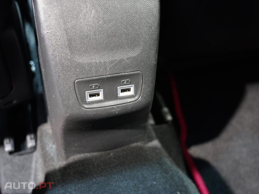 Peugeot E-208 50 kWh Allure