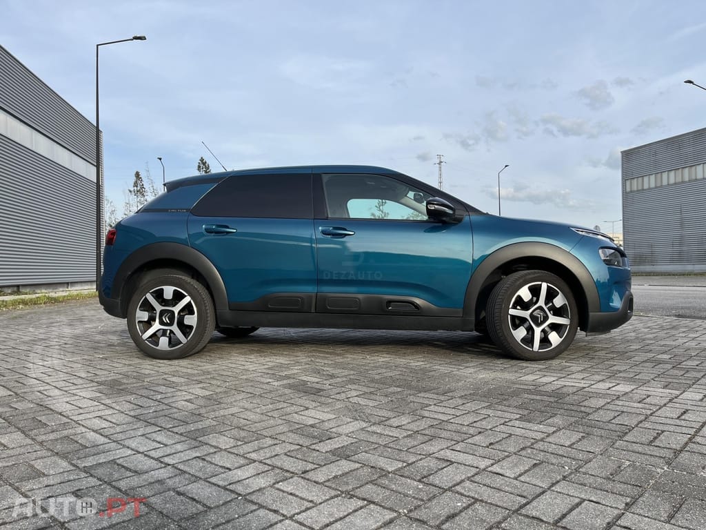 Citroen C4 Cactus Pure Tech 110 Stop&Start EAT6 Shine