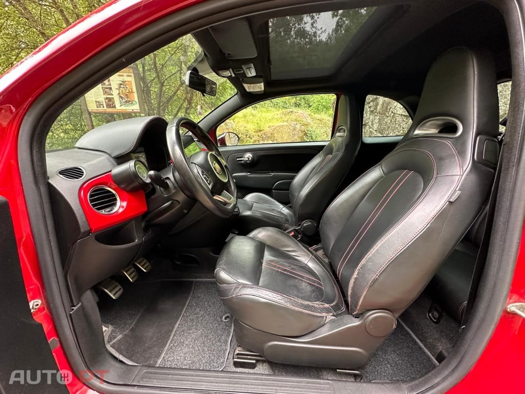 Abarth 500 1.4 T-Jet Competizione