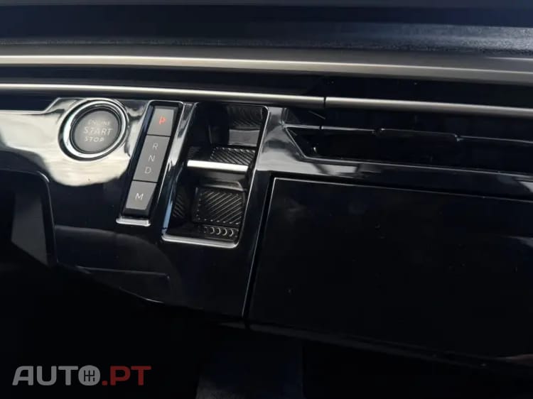 Peugeot 3008 1.2 Hybrid Allure e-DCS6