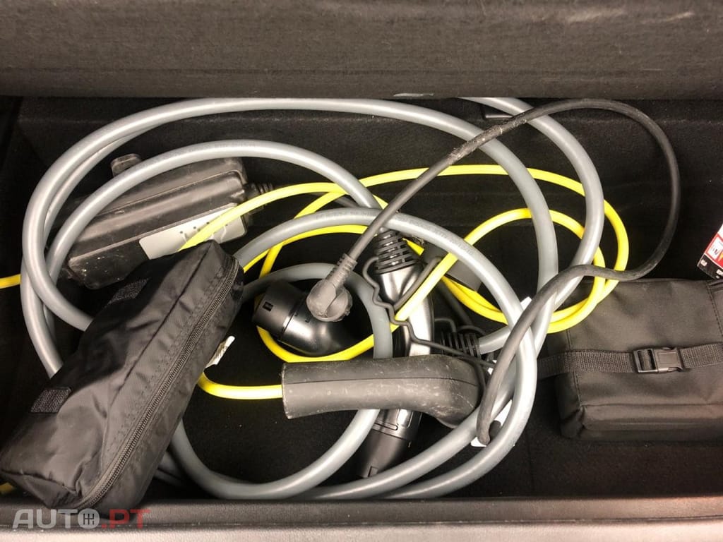 MINI Electric Cooper SE Premium Plus Edition