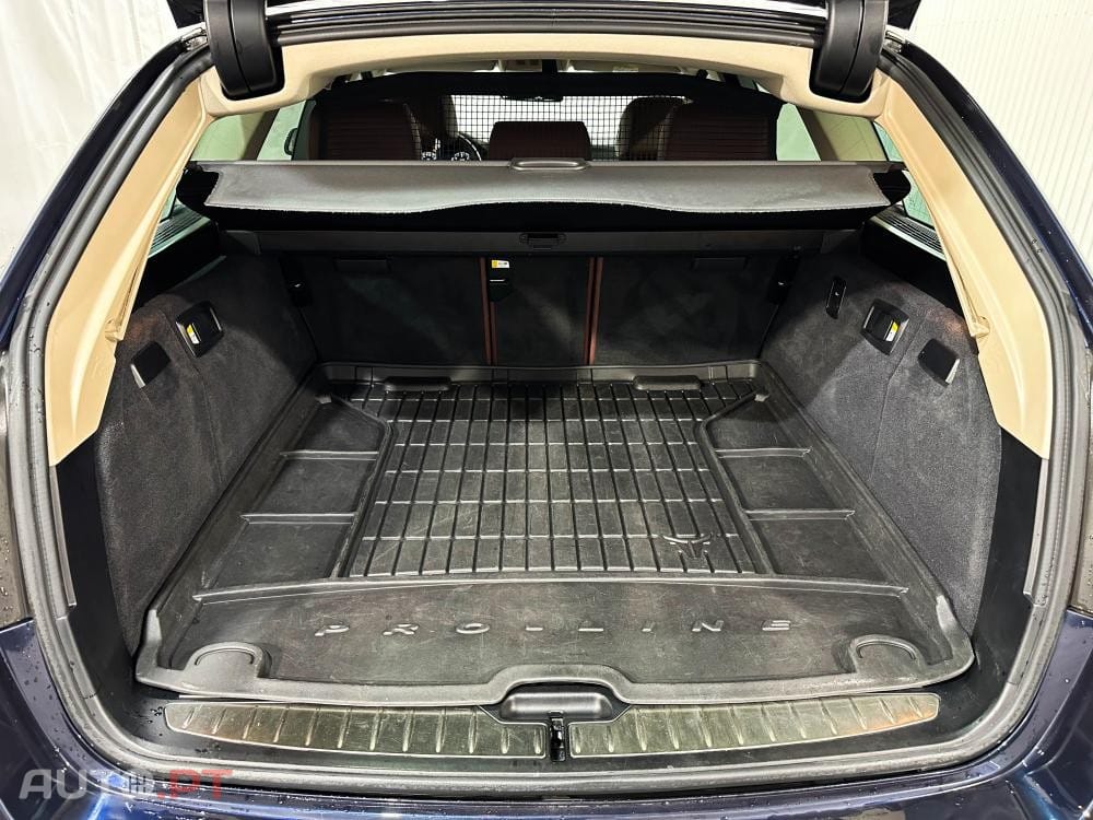 BMW 520 d Pack Desportivo M Auto