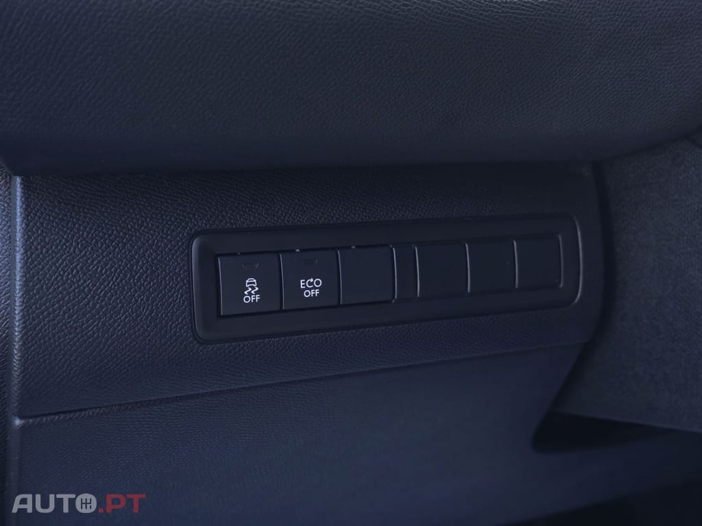 Peugeot 308 1.6 BlueHDi Allure J17