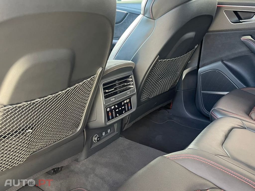 Audi RSQ8 RSQ8