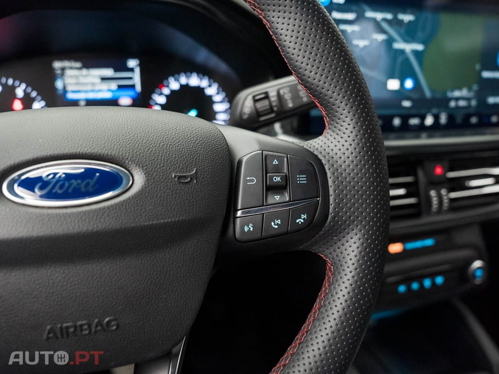Ford Focus 1.0 EcoBoost MHEV ST-Line