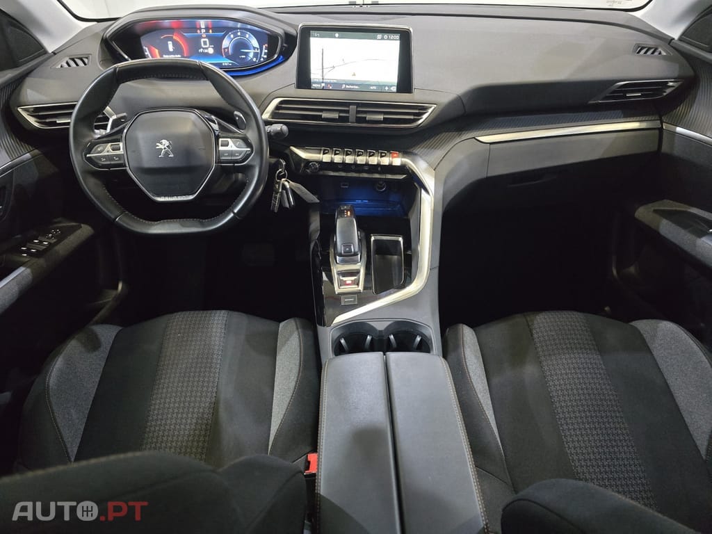 Peugeot 3008 1.2 PureTech I-Cockpit Navi EAT8