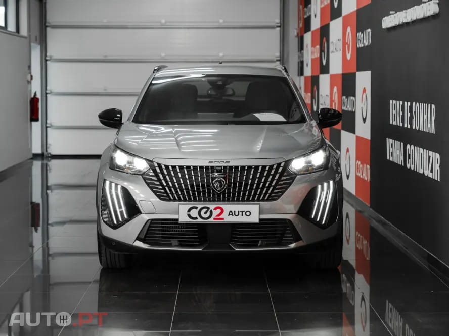 Peugeot 2008 1.2 PureTech Allure Pack
