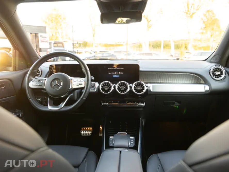 Mercedes-Benz EQB 300 4Matic AMG Line