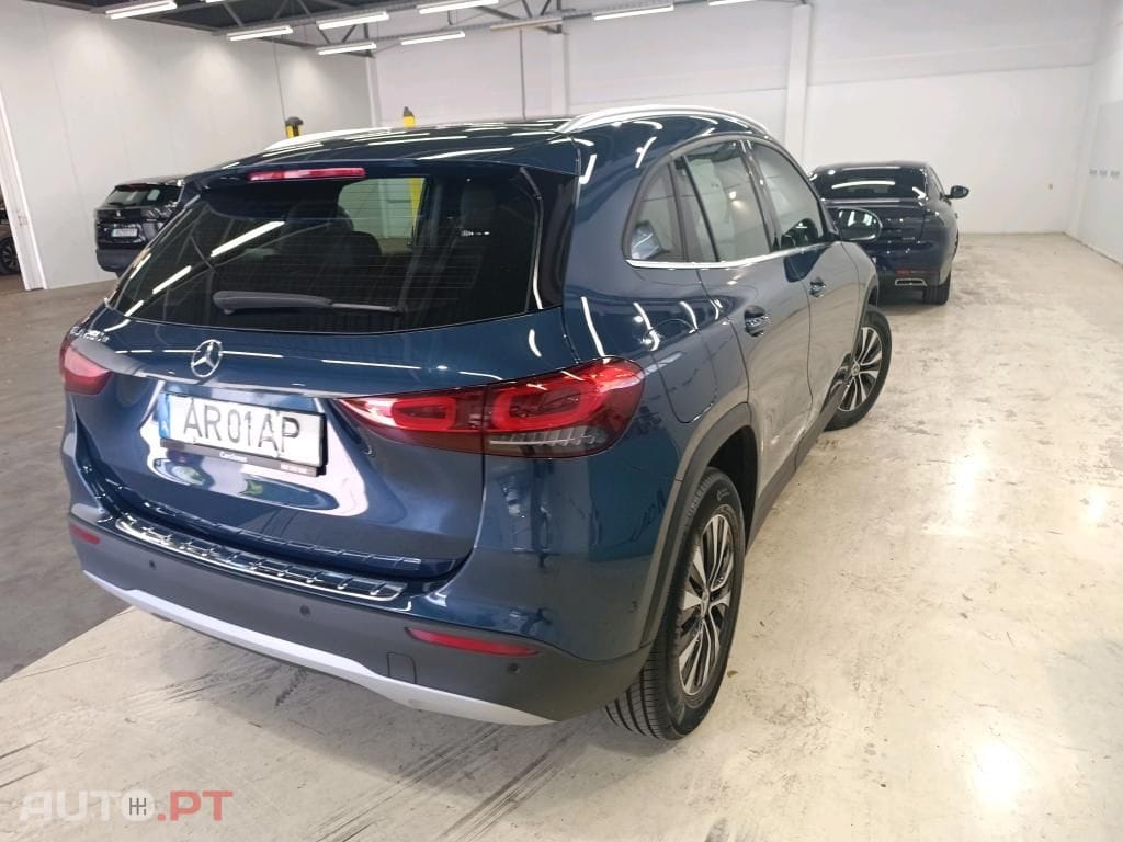 Mercedes-Benz GLA 250 e Style