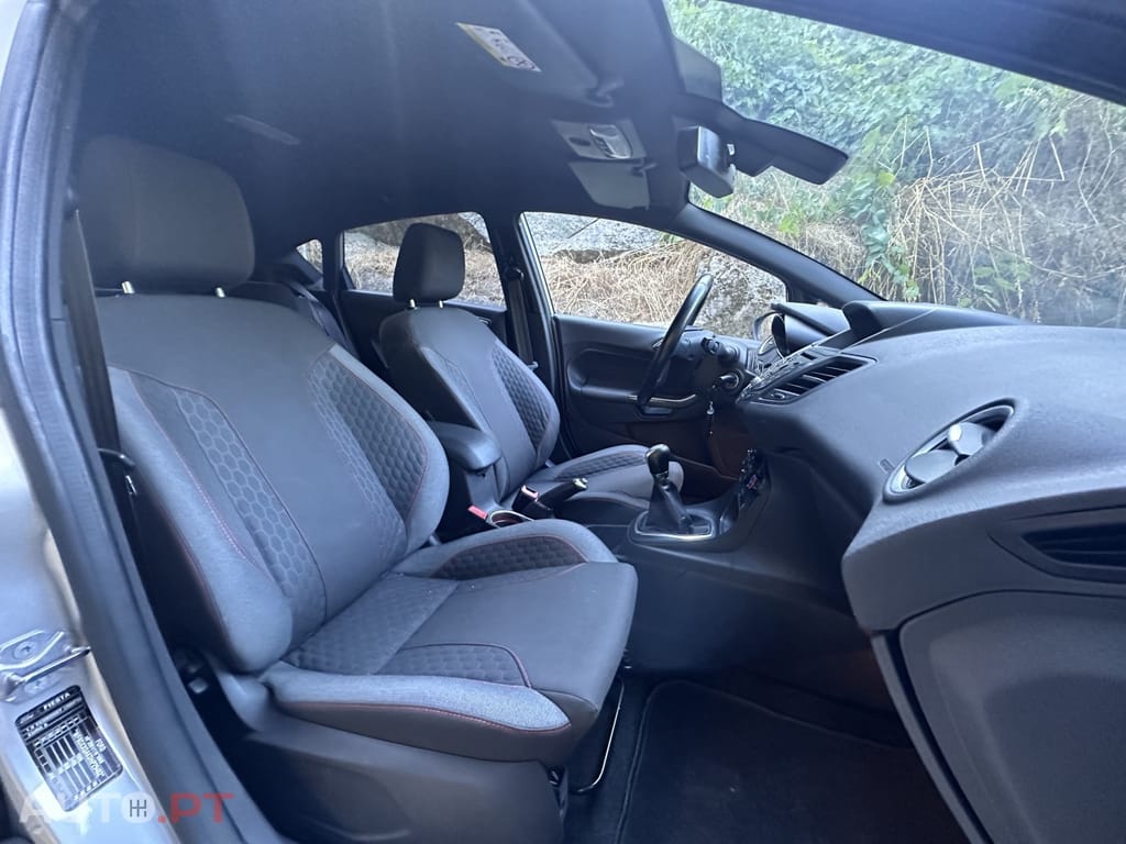 Ford Fiesta 1.0 EcoBoost S&S ST-LINE