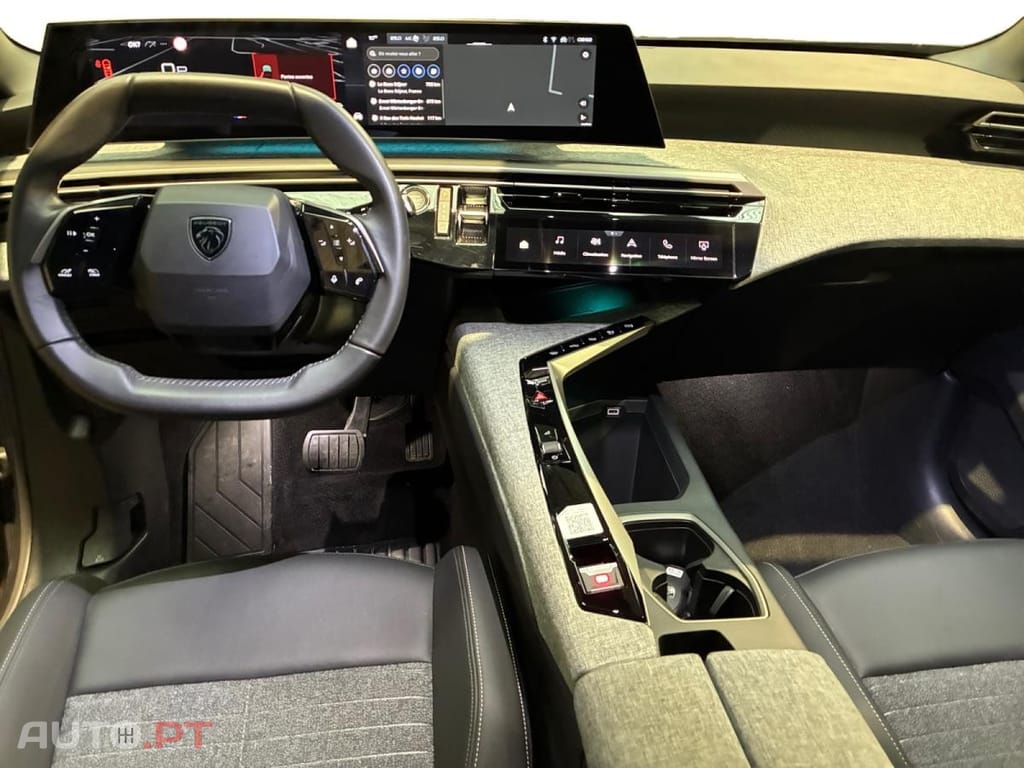 Peugeot 3008 1.2 Hybrid Allure e-DCS6