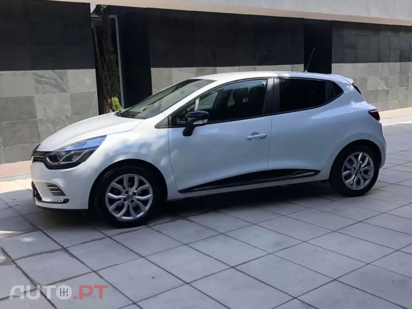 Renault Clio (Energy) TCe 90 Start & Stop LIMITED