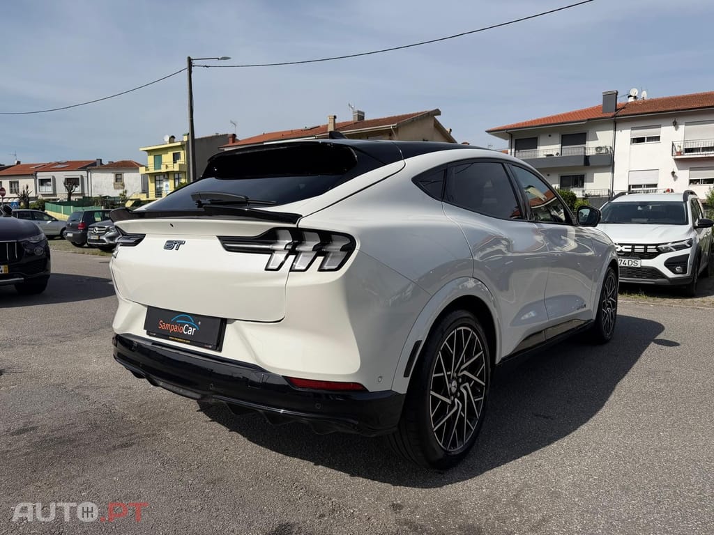 Ford Mustang Mach-E GT AWD