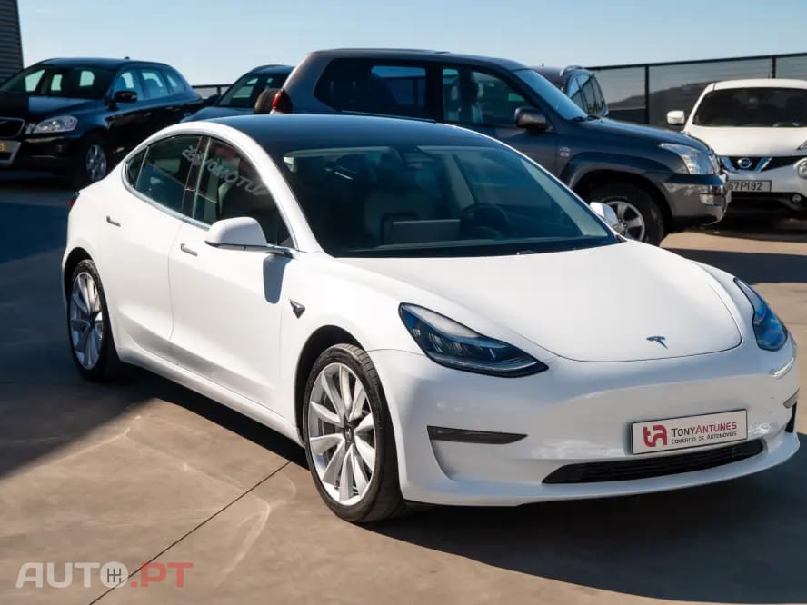 Tesla Model 3 Long-Range Dual Motor AWD