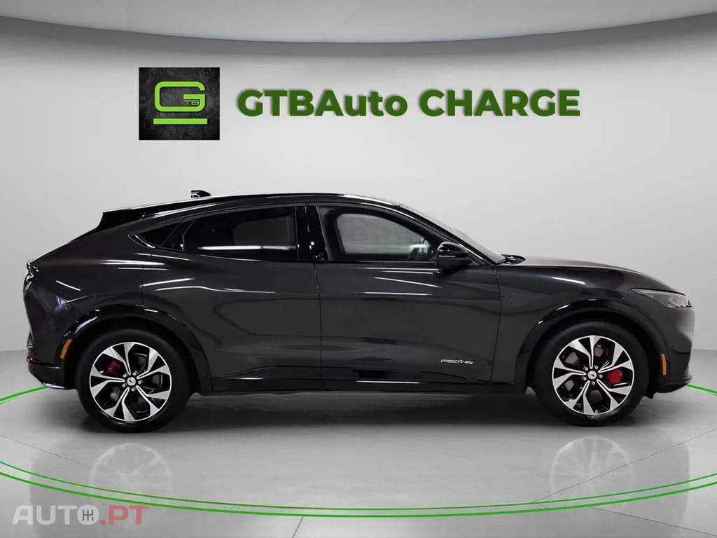 Ford Mustang Mach-E 76kWh Allrad Autom