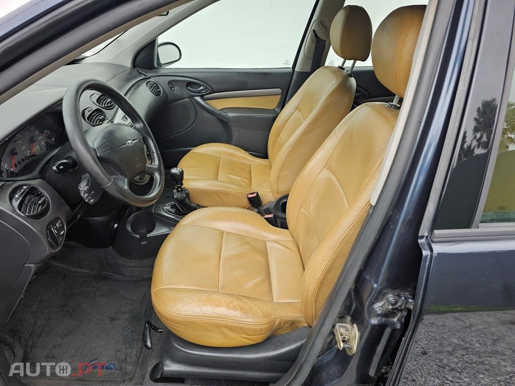 Ford Focus SW 1.8 TDdi Ghia