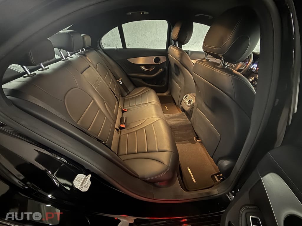 Mercedes-Benz C 220 (BlueTEC) d 7G-TRONIC AMG Line