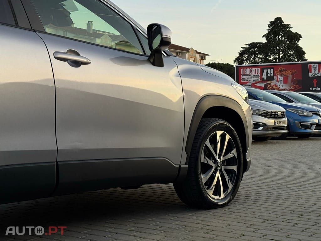 Toyota Corolla Cross 2.0 Hybrid Luxury