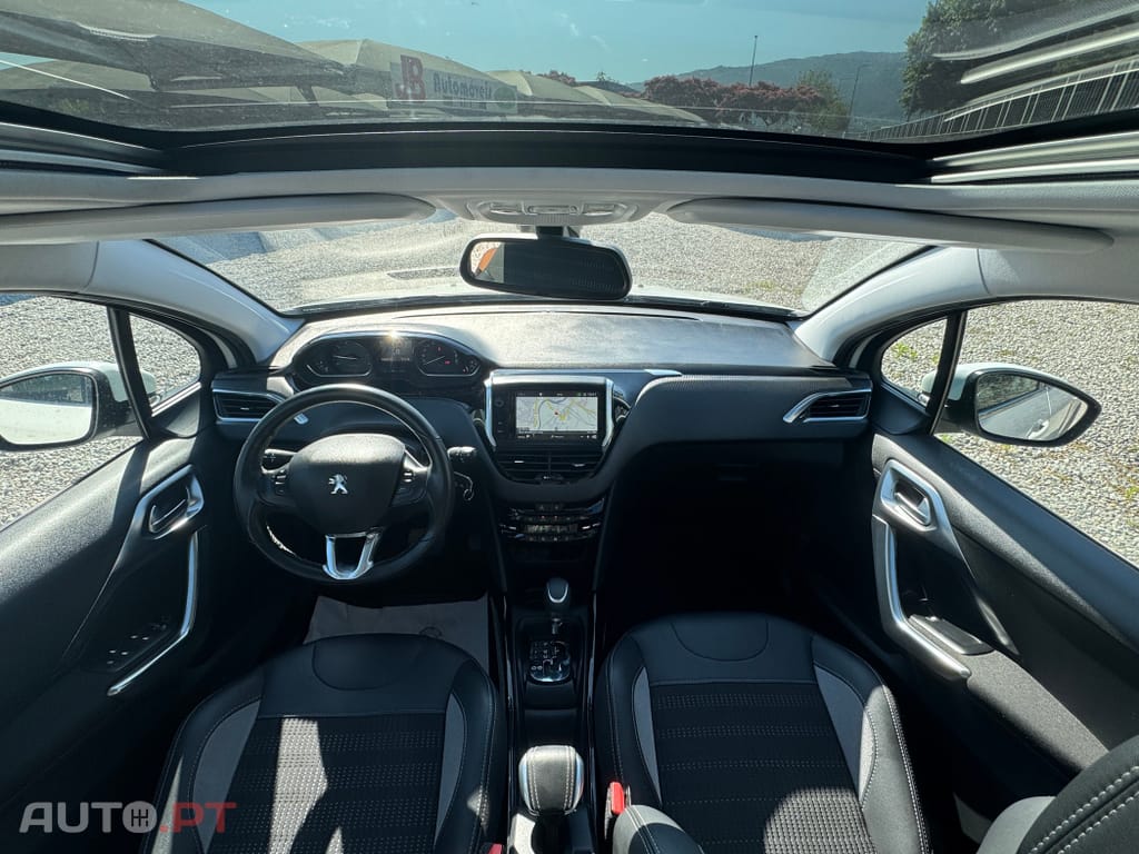 Peugeot 2008 1.2 PureTech Allure EAT6