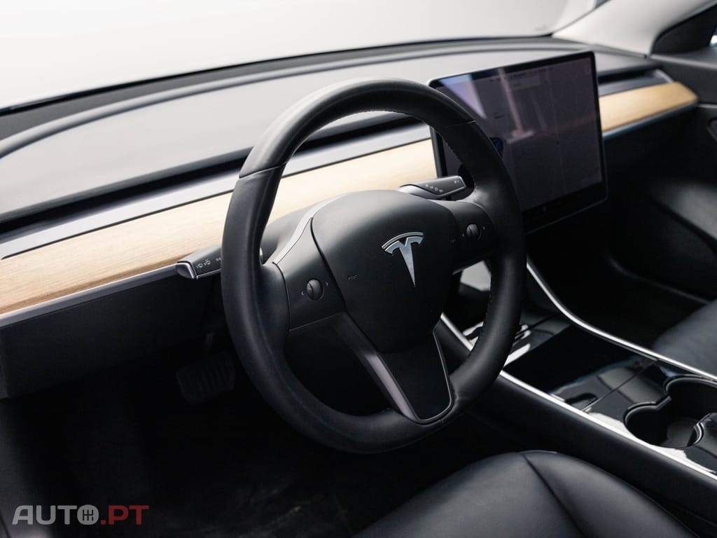 Tesla Model 3 Standard RWD Plus