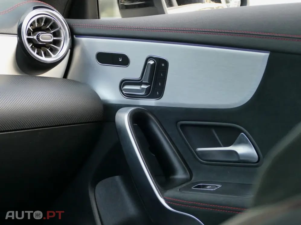 Mercedes-Benz CLA 250 e Shooting Brake AMG Line