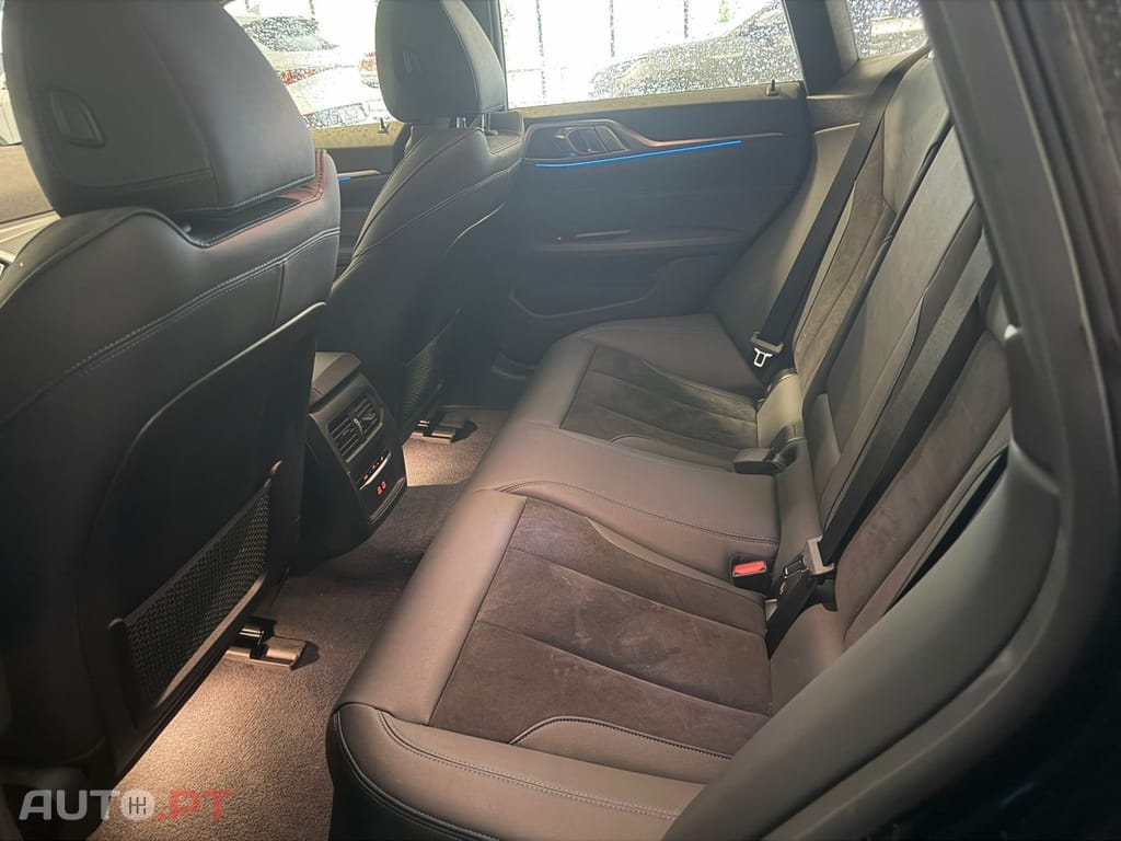 BMW i4 eDrive40 Desportiva M