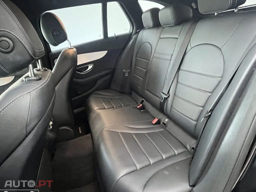 Mercedes-Benz C 200 d Station 9G-TRONIC AMG Line