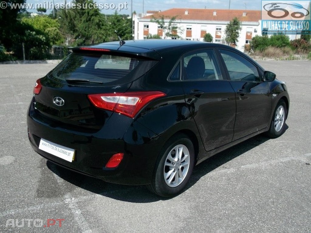 Hyundai i30 1.4 CRDI Blue Active  90 CV