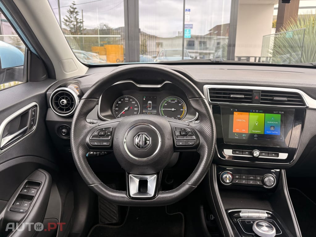 MG ZS EV 44.5 kWh Luxury