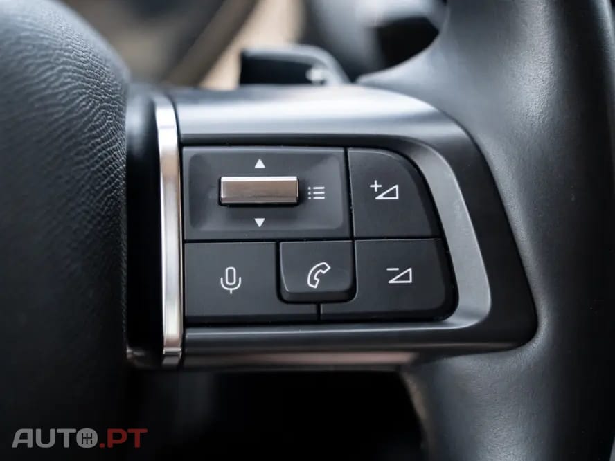 Citroen C5 X 1.6 Hybrid Plus e-EAT8
