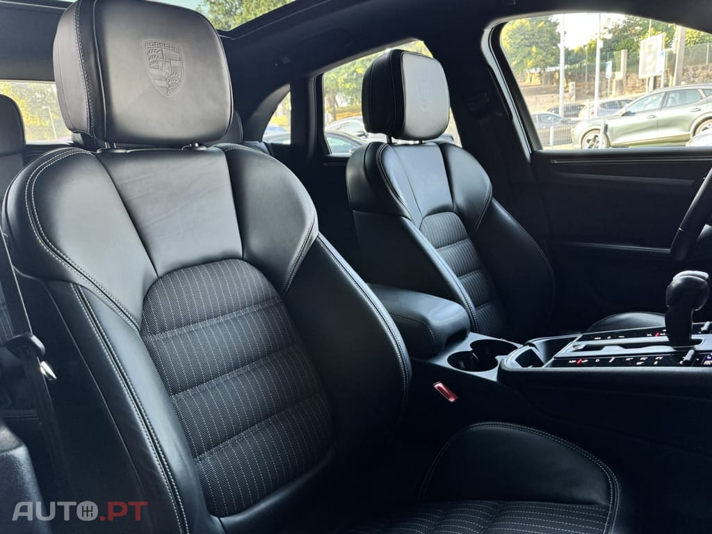 Porsche Macan T
