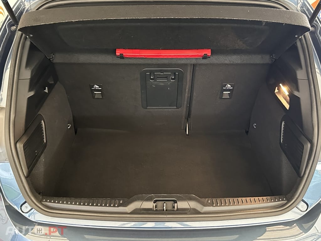 Ford Focus 1.0 EcoBoost MHEV ST-Line