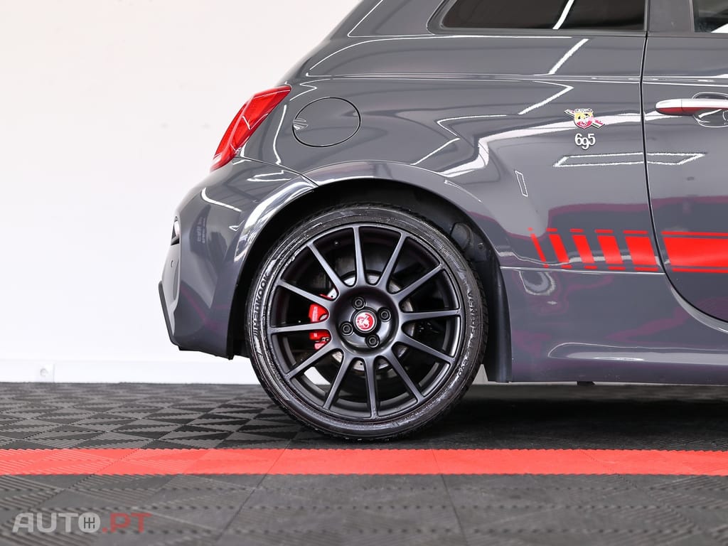 Abarth 695 1.4 T-Jet XSR Yamaha