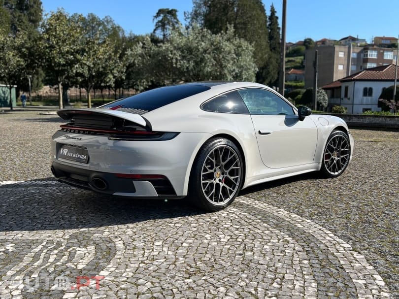 Porsche 911 Carrera 4S PDK