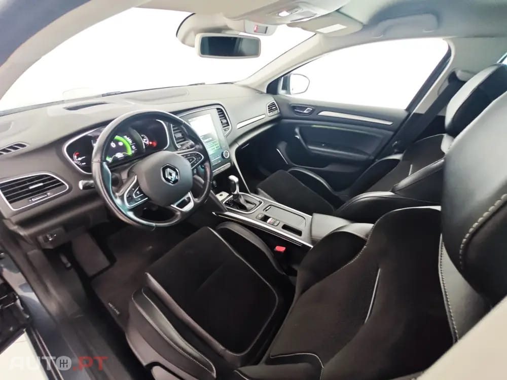 Renault Mégane ENERGY TCe 130 EDC INTENS