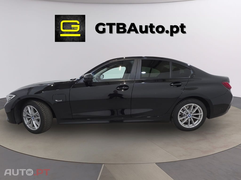 BMW 320 Plug-In Hybrid I.V.A DEDUTIVEL
