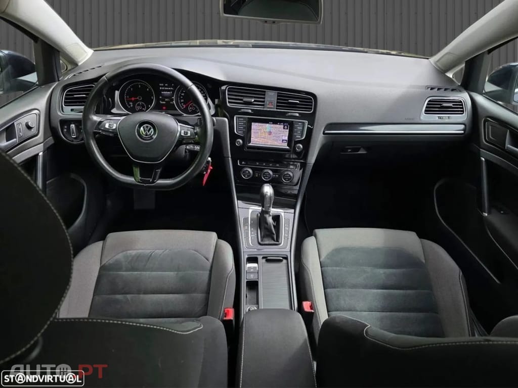 Volkswagen Golf Variant 1.6 TDi Highline DSG